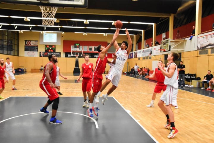 Mehmet Uysal (Mitte, Regnitztal Baskets), Copyright: Brose Bamberg Youngsters